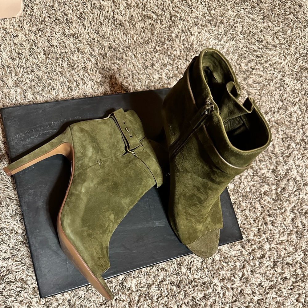 Green BCBG Generation Heels